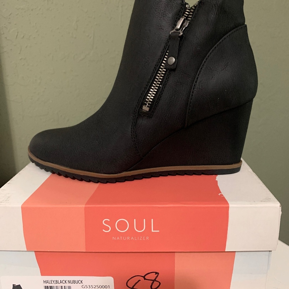 SOUL by Naturalizer Women’s Booties